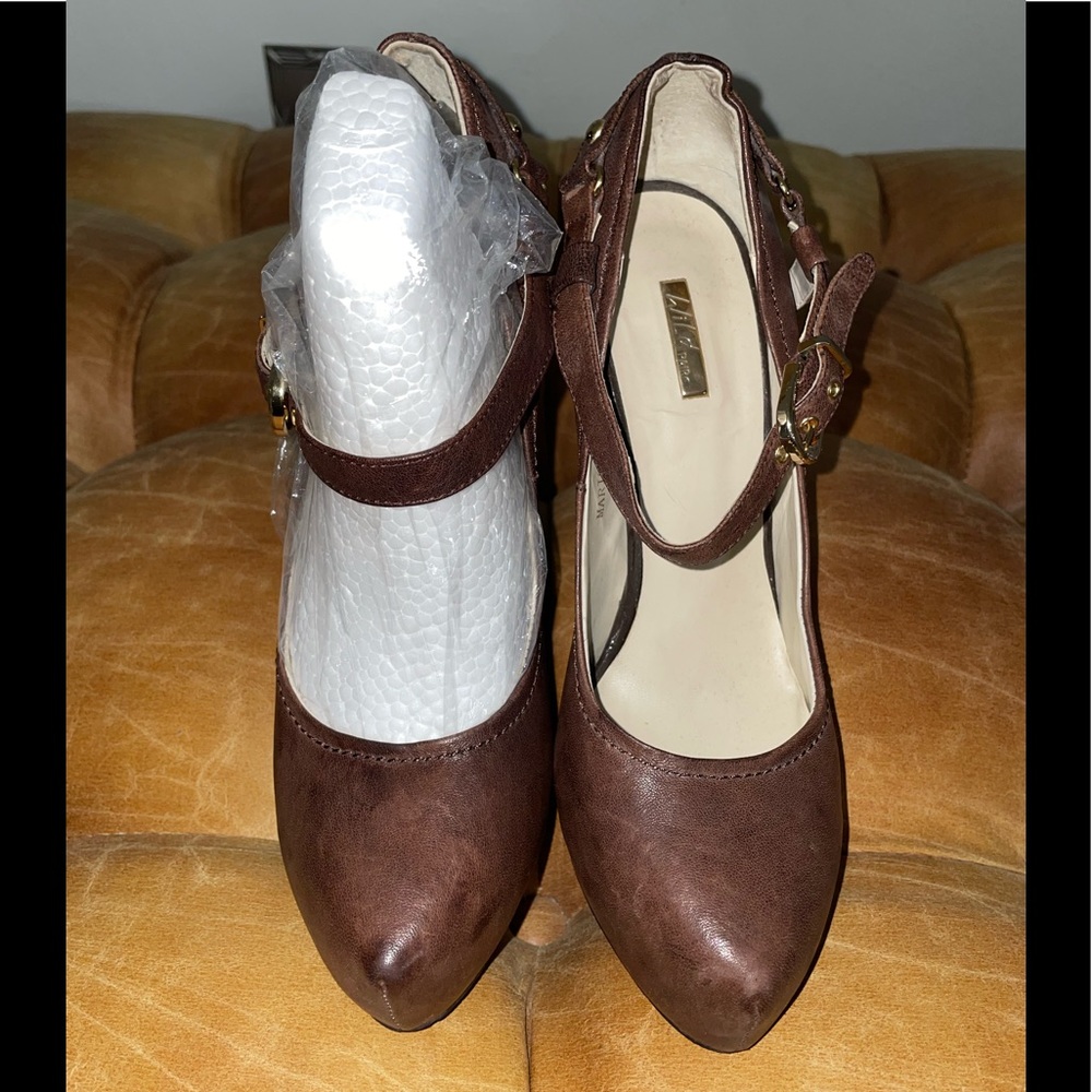 Brown Heels with Ankle Strap size 9 - Picture 2 of 9